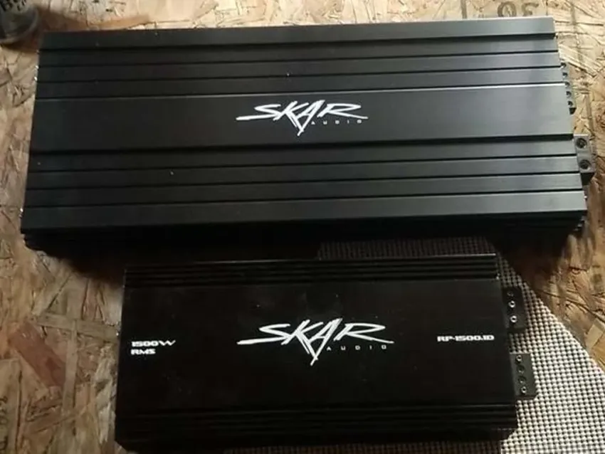 SKv22500.1D 2,500 Watt Class D Monoblock Car Amplifier Skar Audio