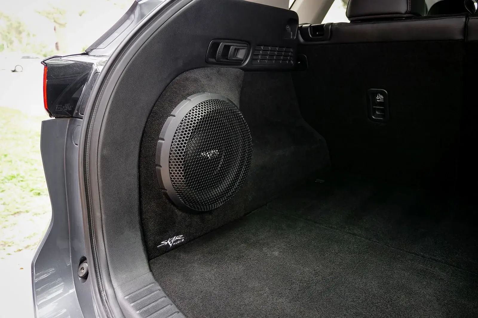 Featured Product Photo 7 for Single 10" 1,000W Max Power Loaded Subwoofer Enclosure Compatible with 2017-2024 Mazda CX-5 Vehicles