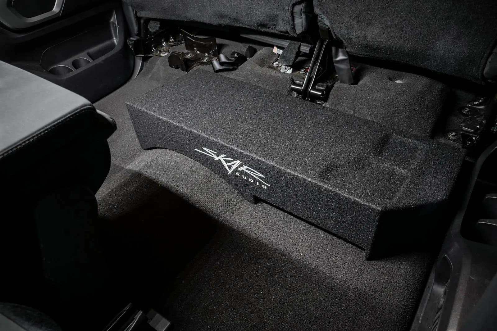 Skar Audio VS-1X10NISTTN-2016-UP-CREWCAB-V enclosure installation example — view 3