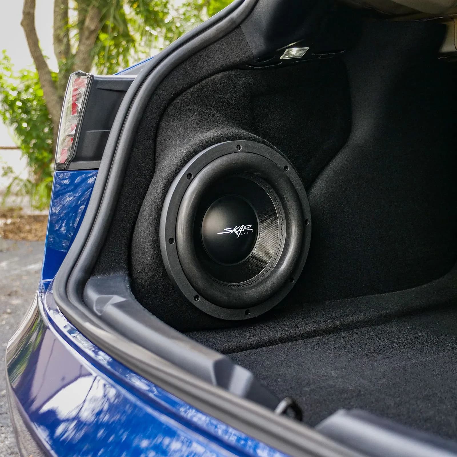 Skar Audio L-VD-VS-1X10MODEL3-2017-2023 enclosure installation example — view 1