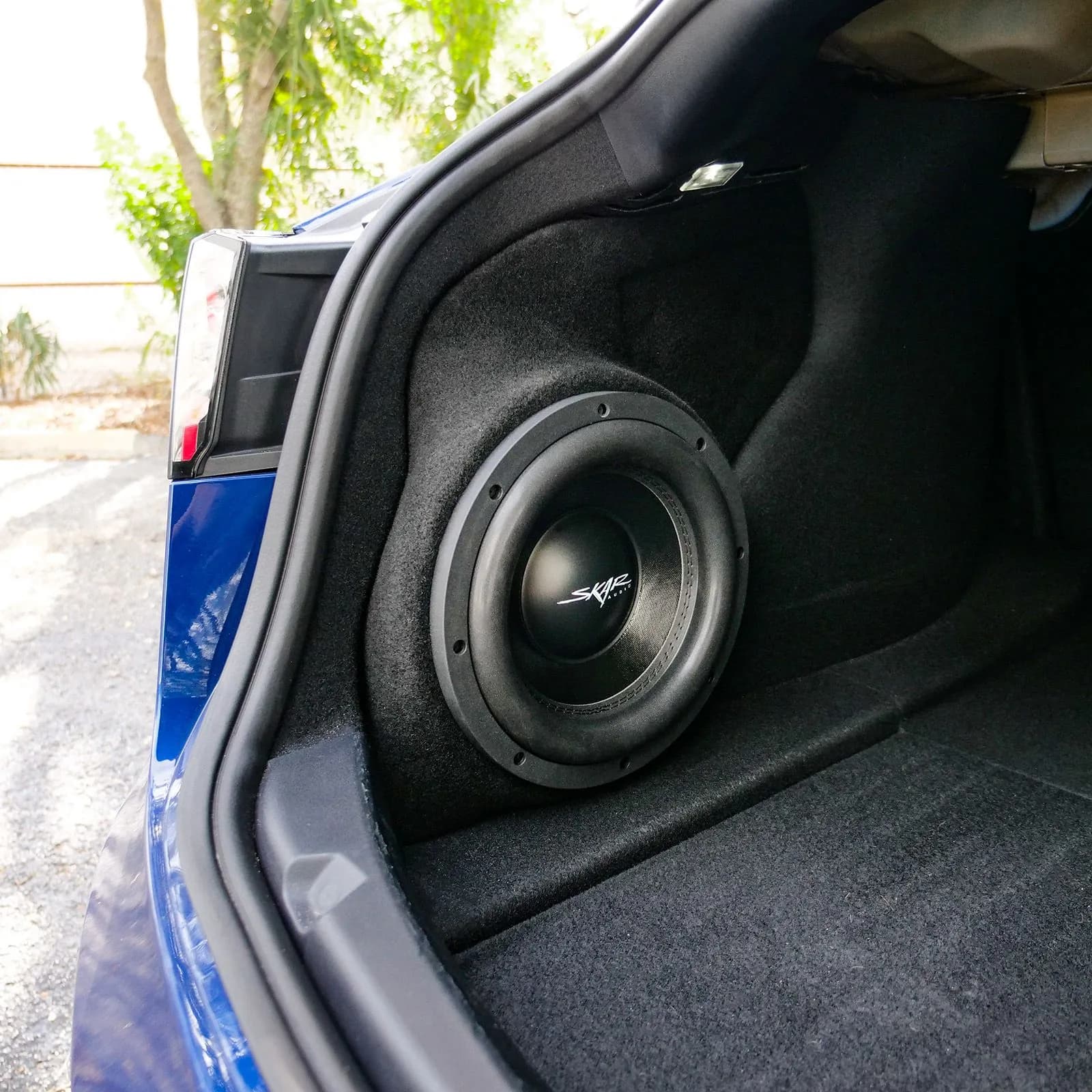 Skar Audio L-VD-VS-1X10MODEL3-2017-2023 enclosure installation example — view 3