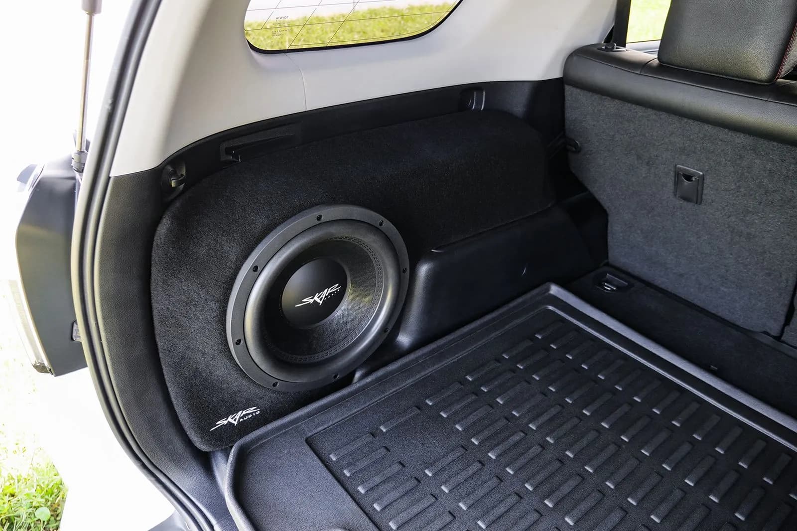 Skar Audio L-VD-VS-1X12TOY4RUN-2010-2024 enclosure installation example — view 3