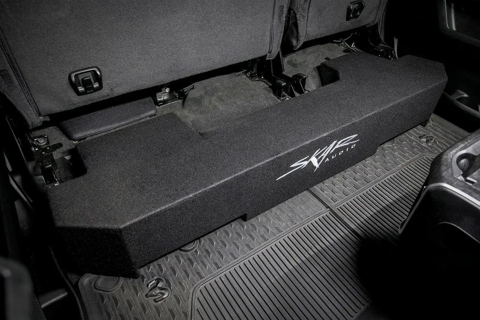 Skar Audio L-VD-VS-2X12RAM-2019-UP enclosure installation example β view 2