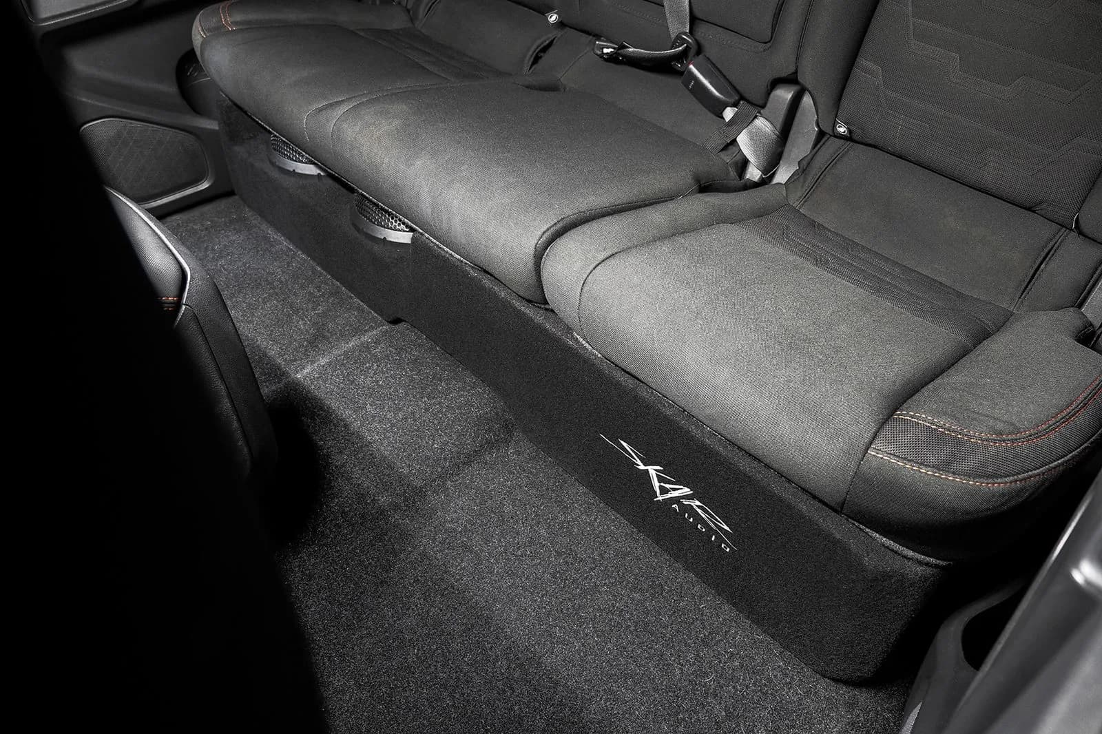 Skar Audio L-VD-VS-2X8NISFRO-2022-UP-CREWCAB-V enclosure installation example — view 1