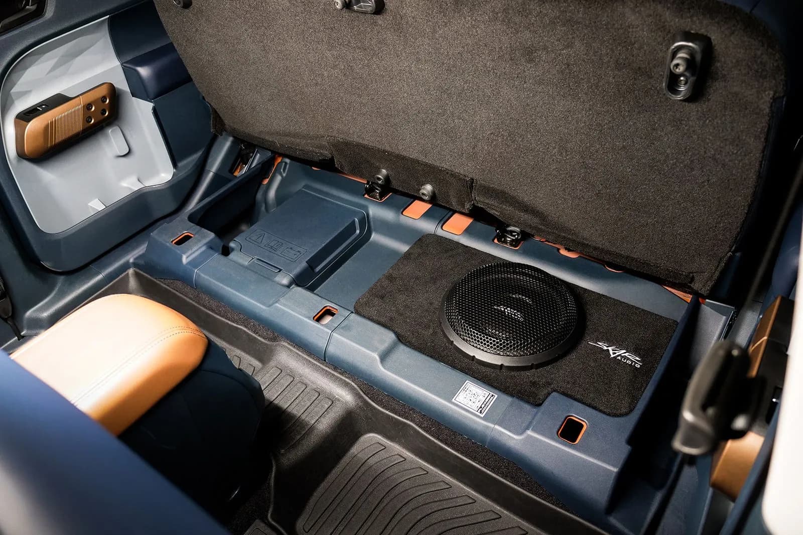 Skar Audio L-VS-1X10FORDMAV-2022-UP enclosure installation example — view 2